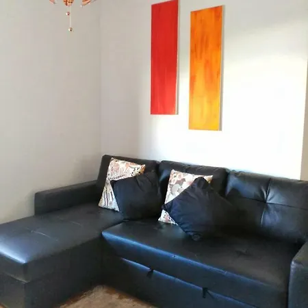 Real Apartment *