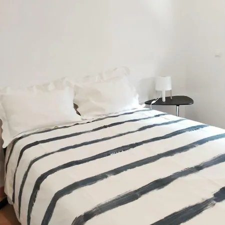 Real Apartment *